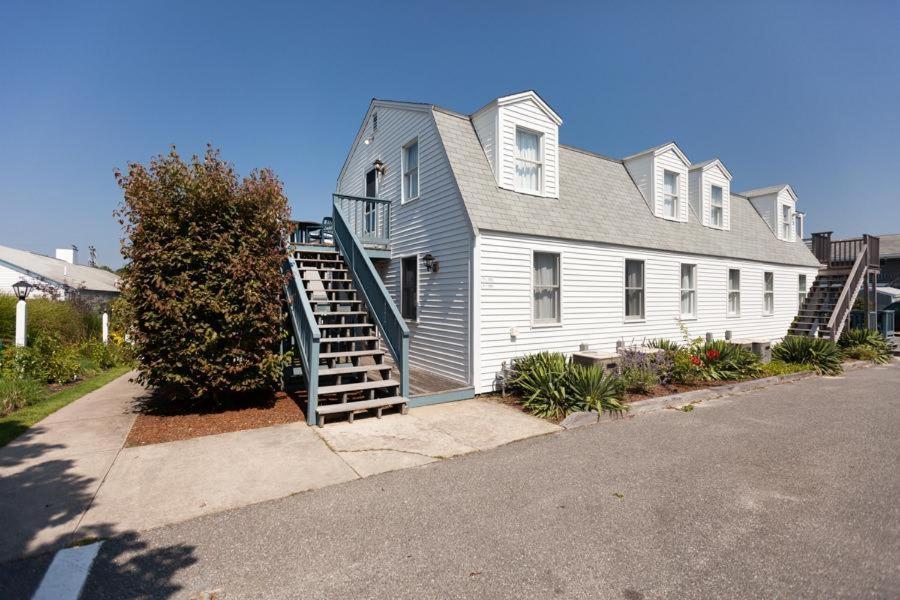 Blue Water Resort South Yarmouth Exterior photo